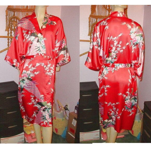 Oriental Village Other - Vtg Silk Kimono Robe One Size Asian Smoking Jacket Dressing Gown Exotic Floral